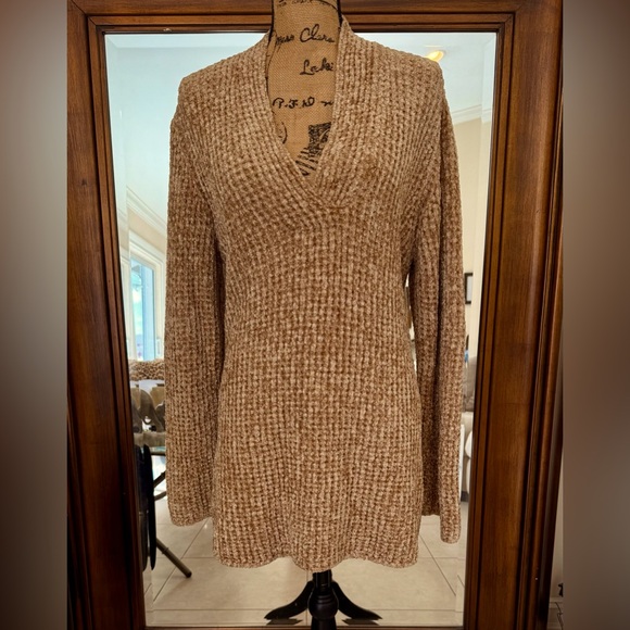Escada Sweaters - Vintage Escada Margaretha, Made in Germany Gold Glitter Sweater Size 38